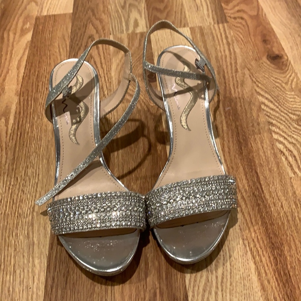 Mina silver glitter size 7 pumps - 4” inch heel